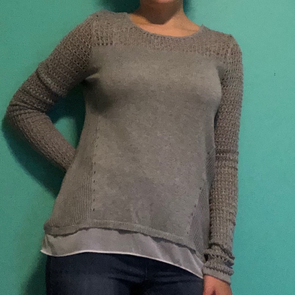 White House Black Market Grey and white sweater